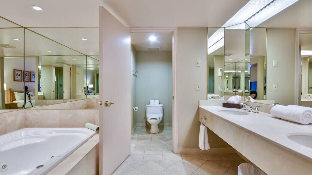 Photo of Bathroom in Oro-Medonte