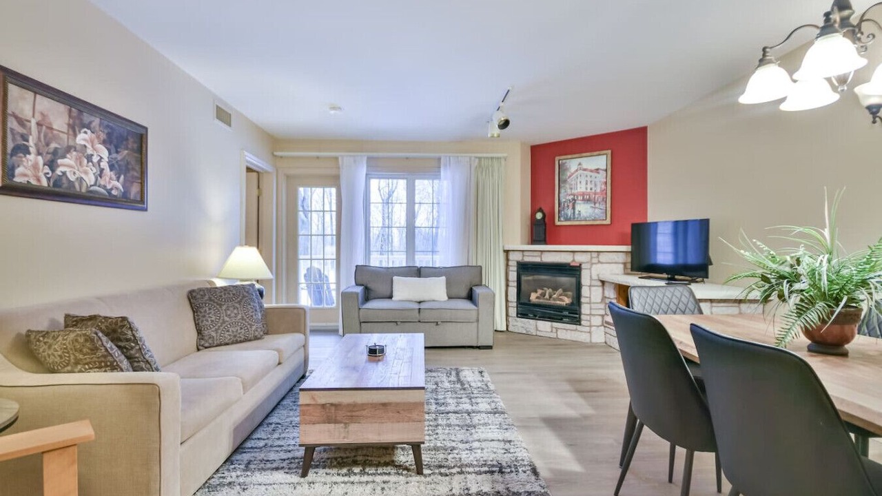 Photo of Livingroom in Oro-Medonte