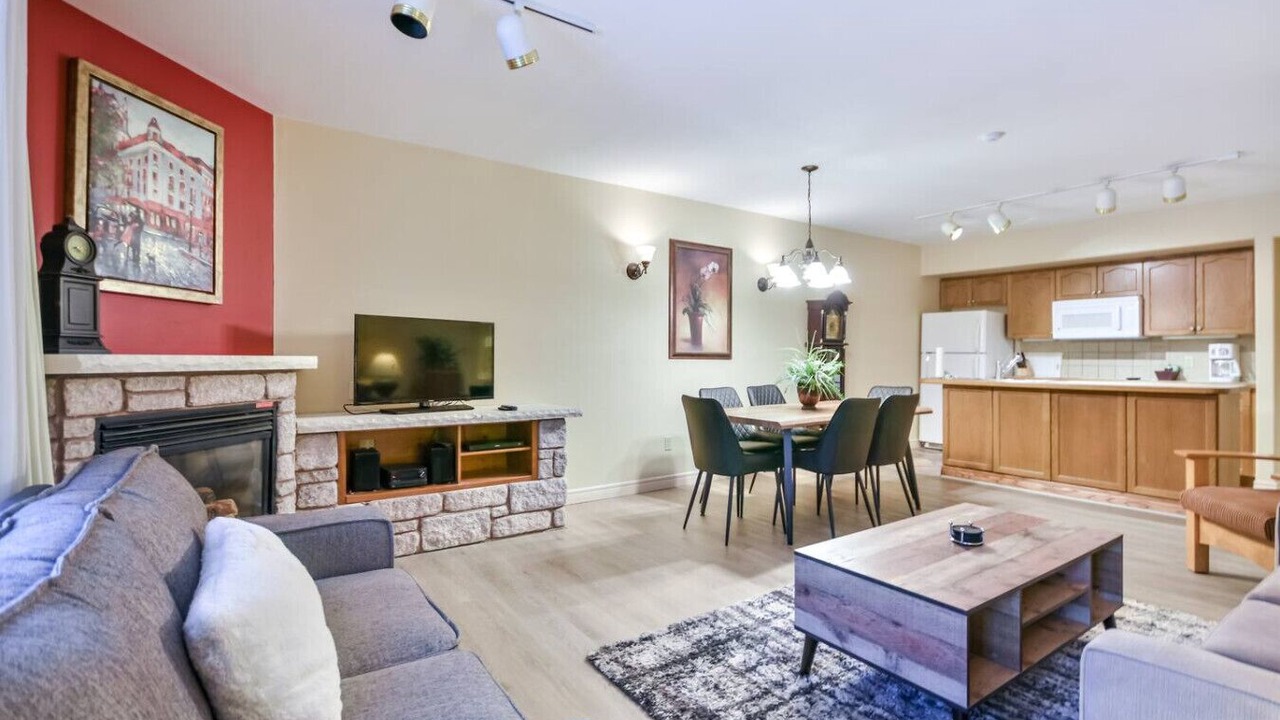 Photo of Livingroom in Oro-Medonte