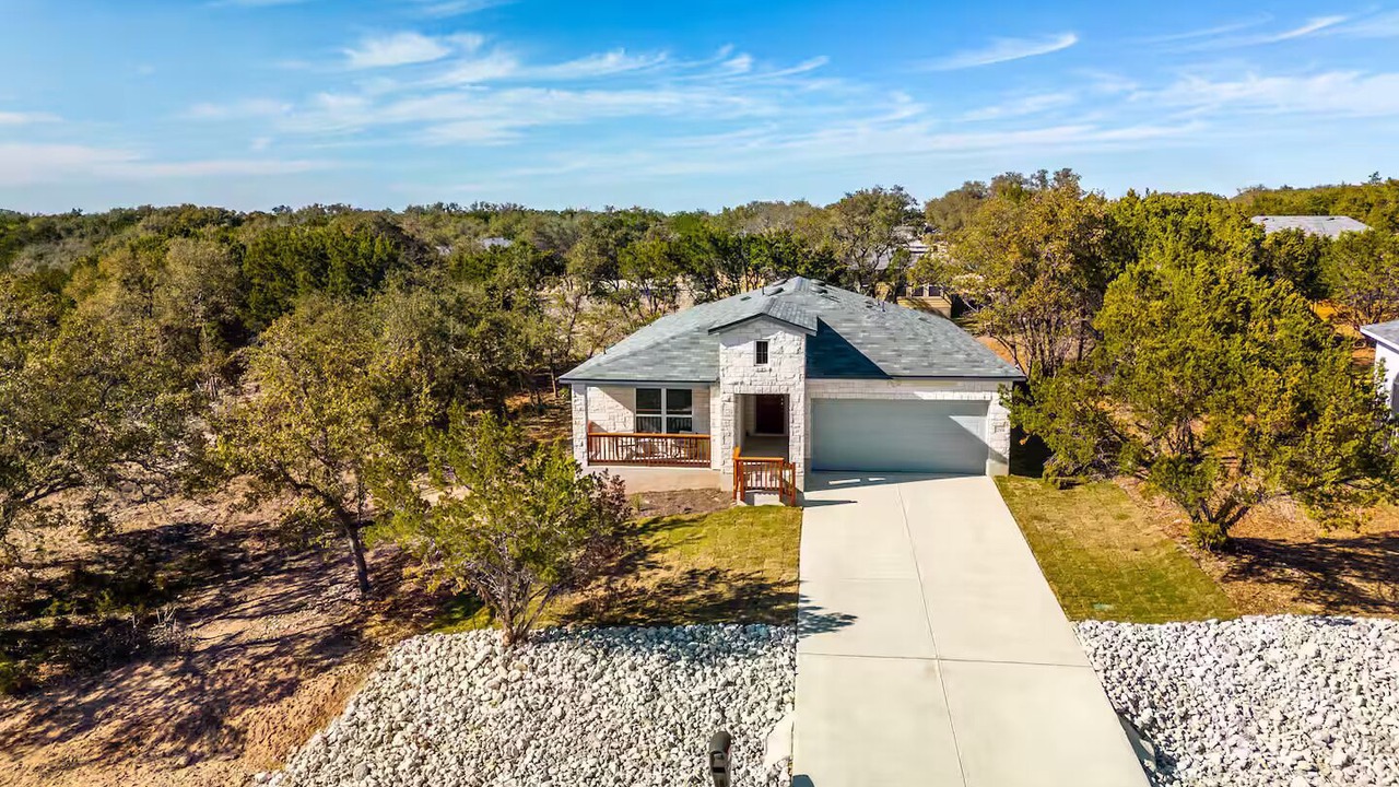 Photo of Outdoor in Highland Lake Estates