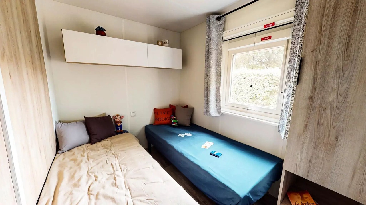 Photo of Bedroom in Parentis-en-Born