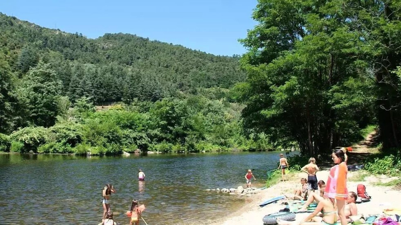 Photo of Others in La Combe