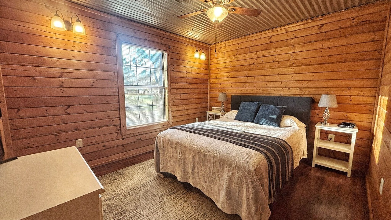 Photo of Bedroom in Montgomery