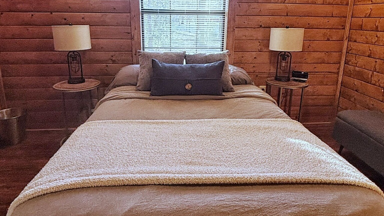 Photo of Bedroom in Montgomery