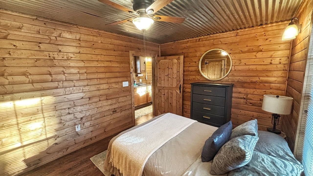 Photo of Bedroom in Montgomery
