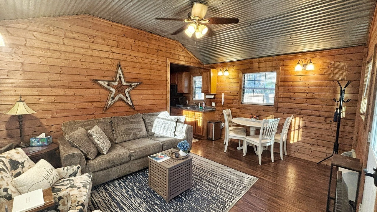 Photo of Livingroom in Montgomery