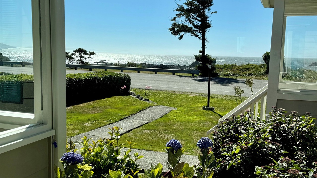 Photo of Bedroom in Crescent City North