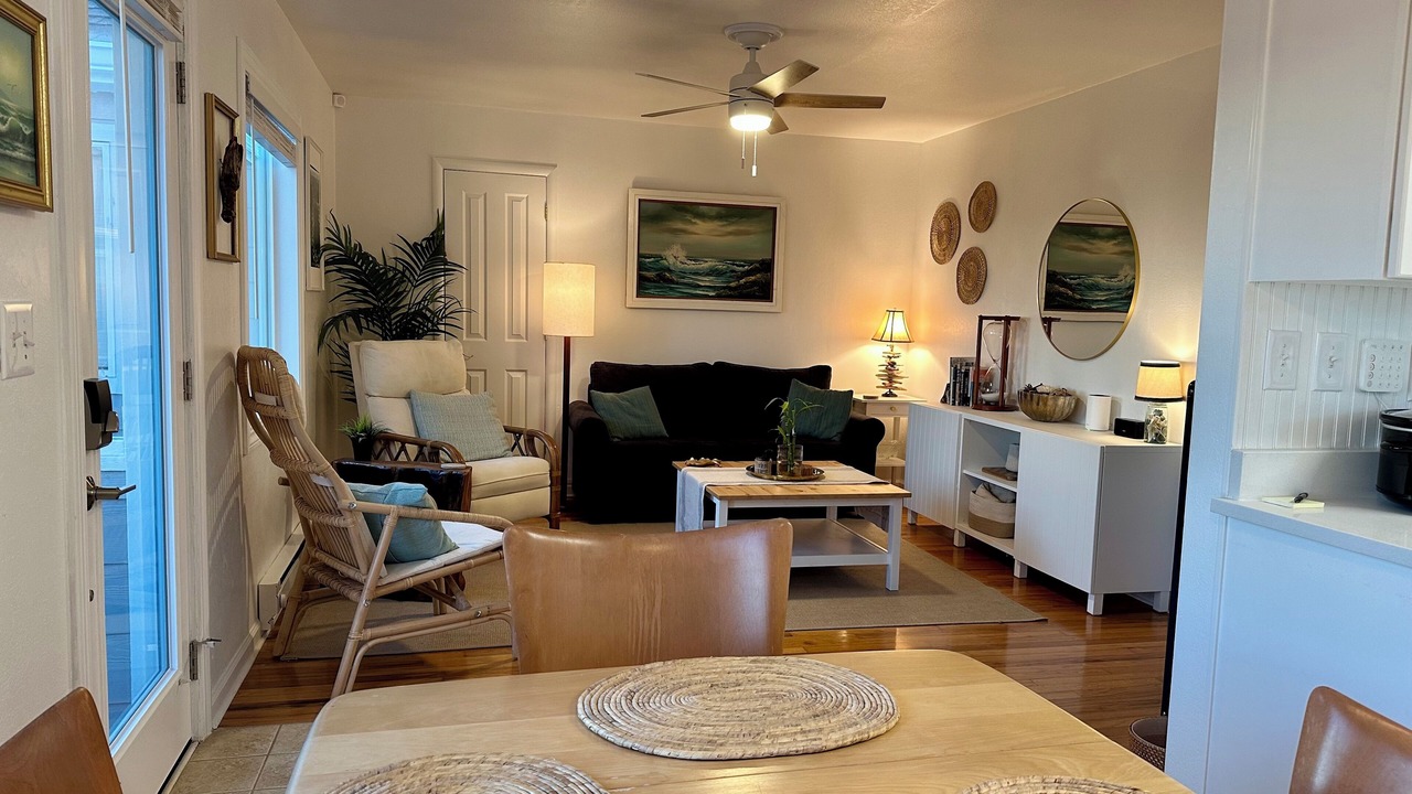 Photo of Livingroom in Crescent City North