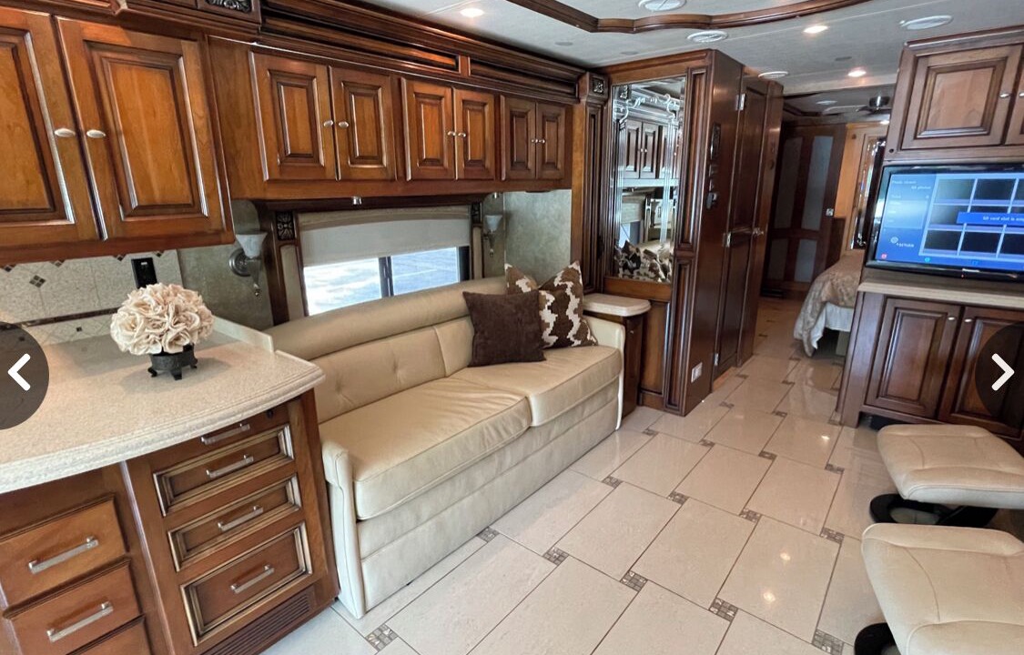 Photo of Livingroom in French Quarter