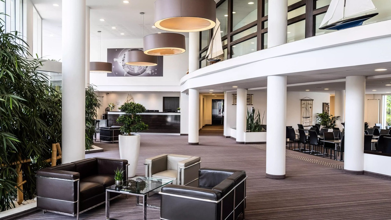 Photo of Others in Carquefou