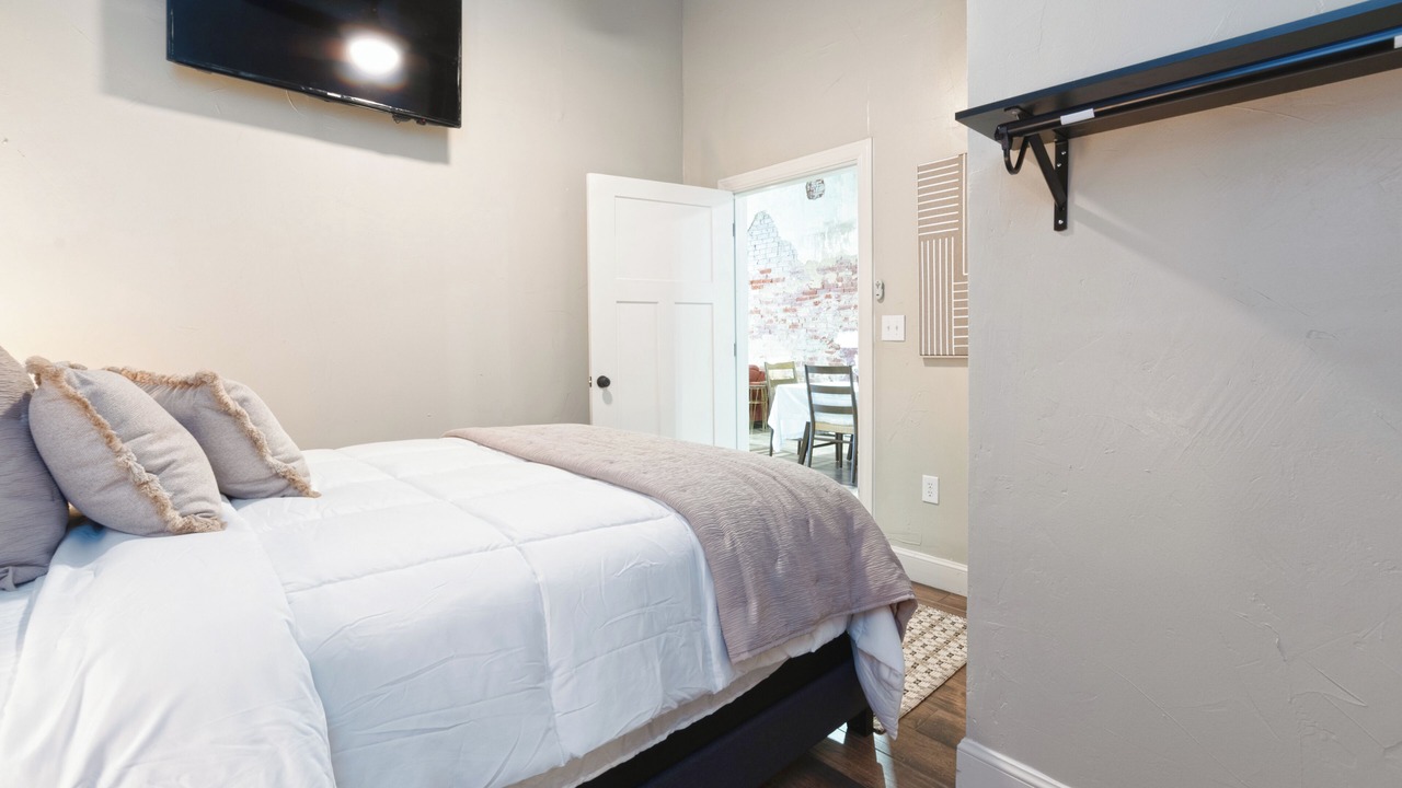 Photo of Bedroom in Baird