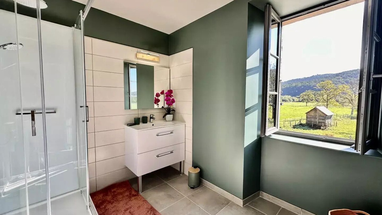 Photo of Bathroom in Monceaux-sur-Dordogne
