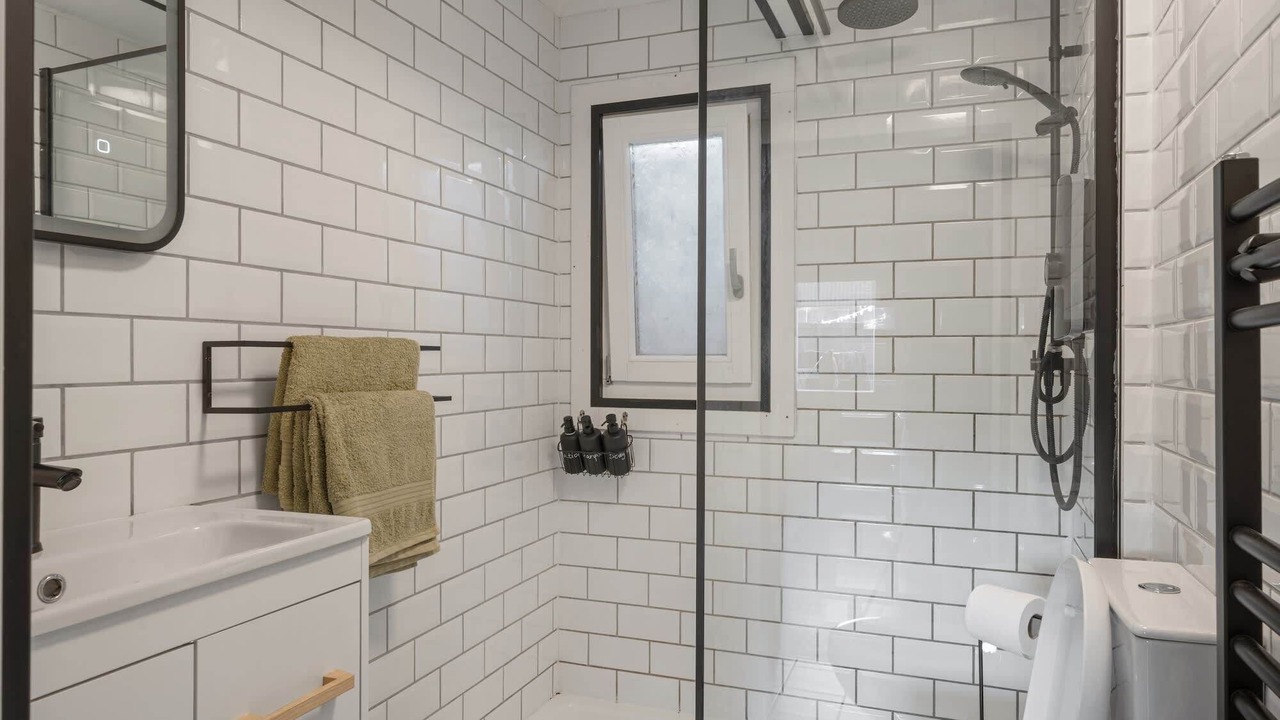 Photo of Others in Littleham