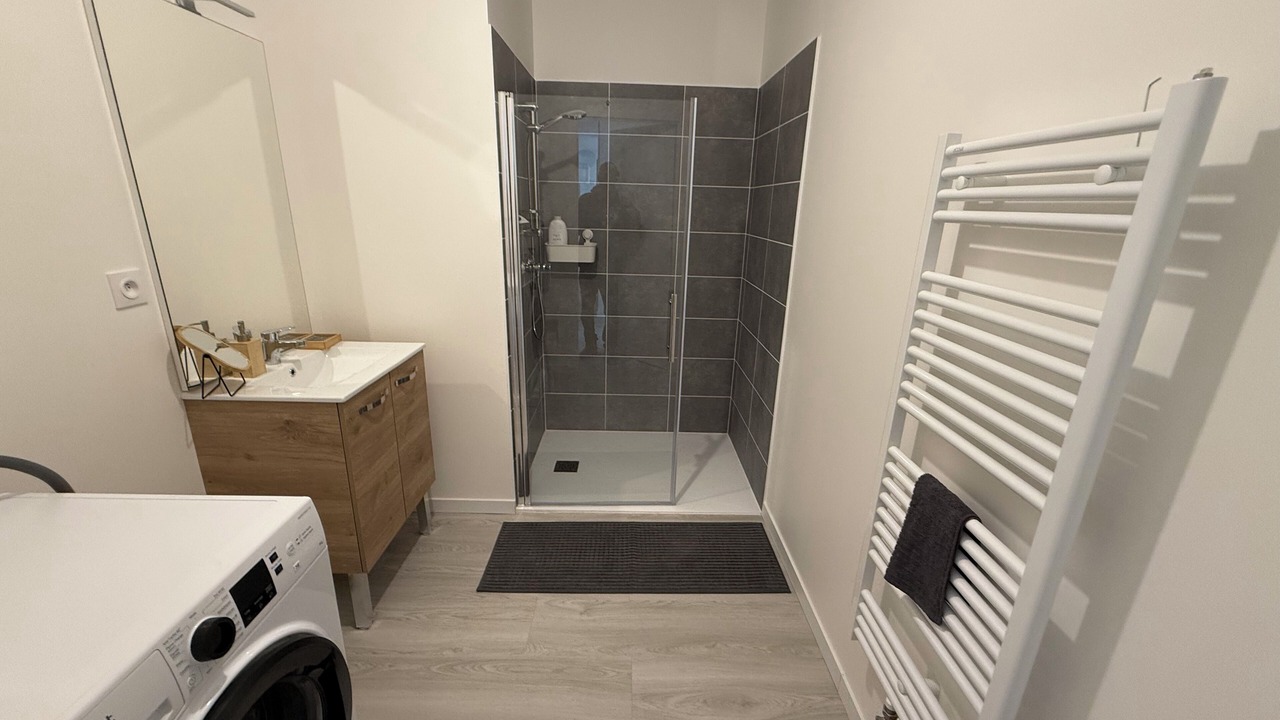 Photo of Bathroom in Centre Ville Rive Gauche