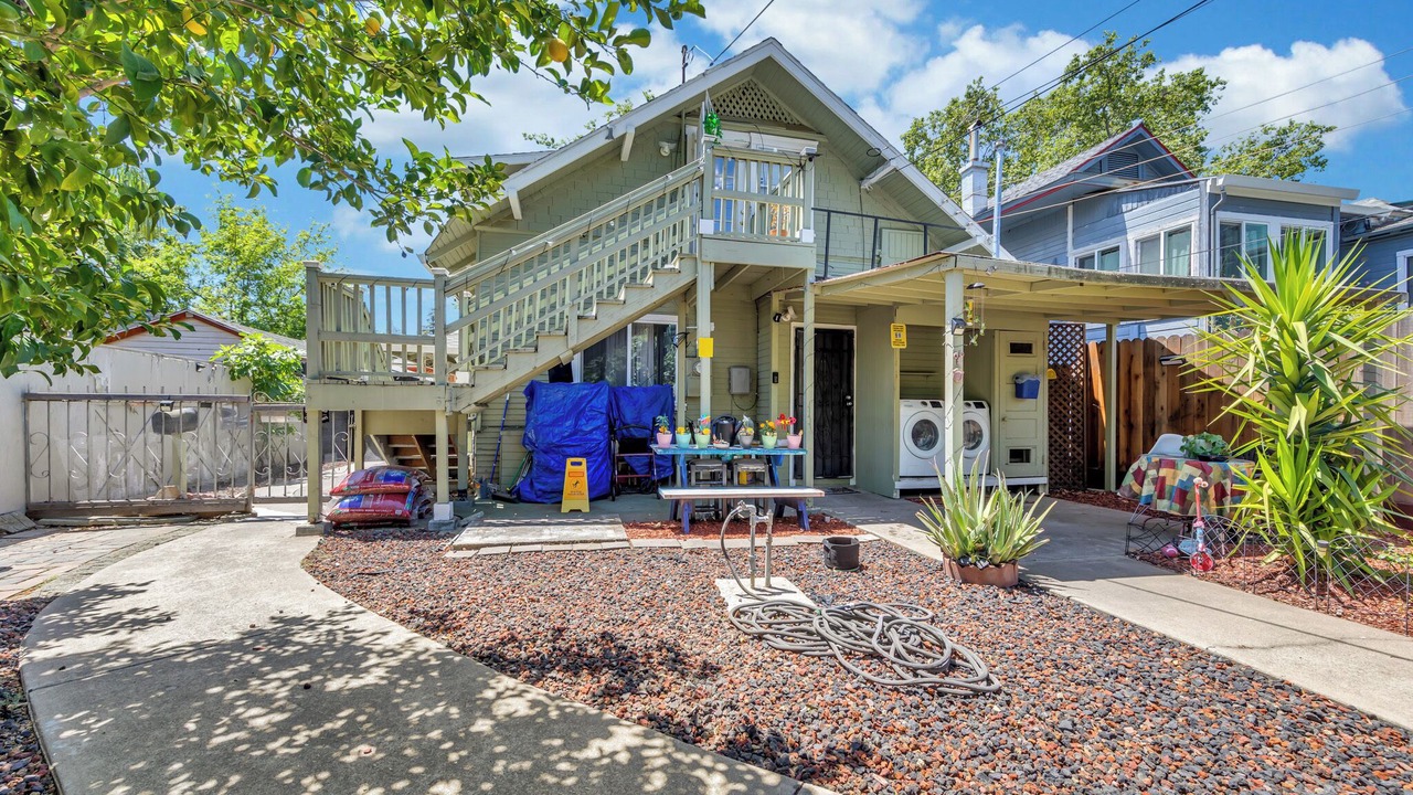 Photo of Outdoor in North Oak Park