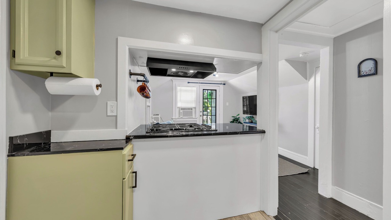 Photo of Kitchen in North Oak Park