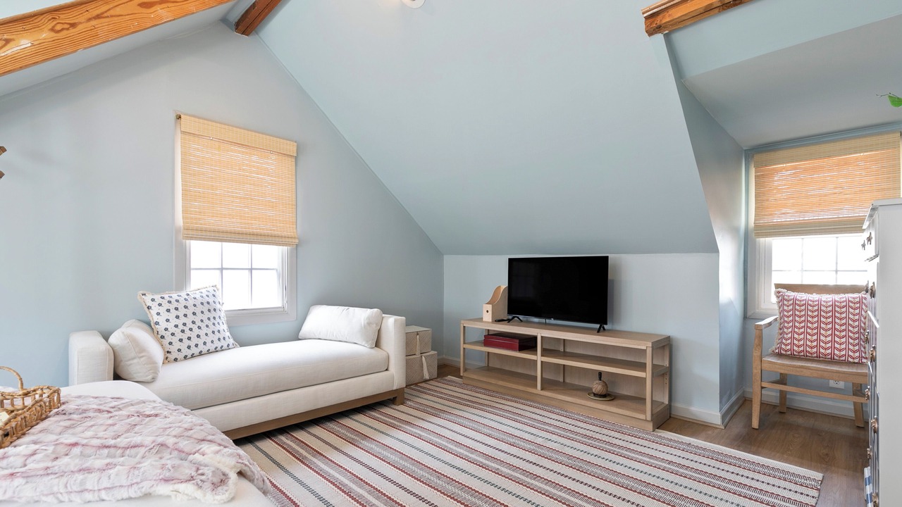 Photo of Bedroom in Lakeside