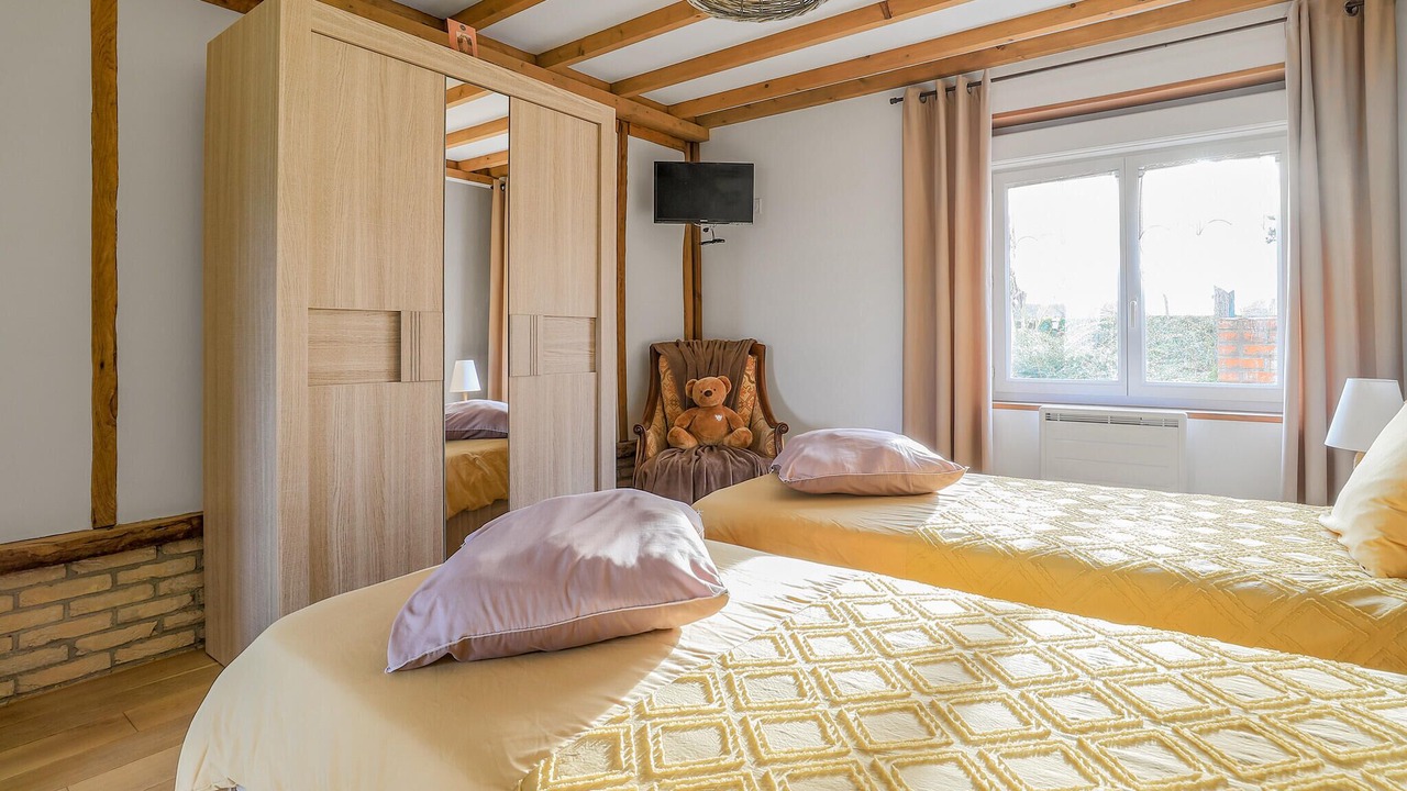 Photo of Others in Eringhem