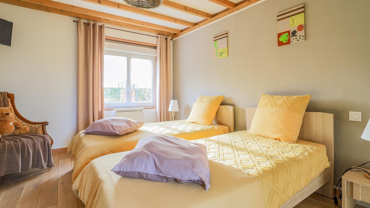 Photo of Others in Eringhem