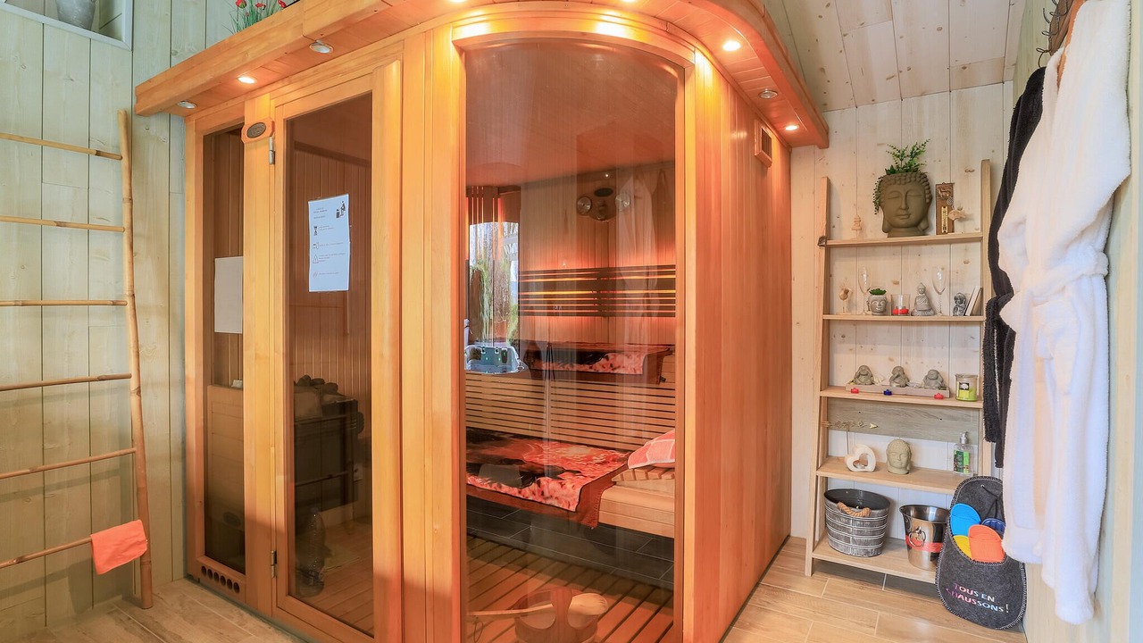 Photo of Others in Eringhem