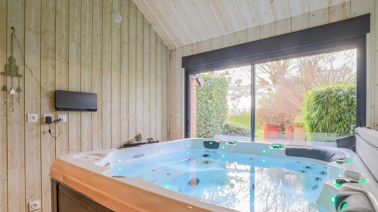 Photo of Others in Eringhem