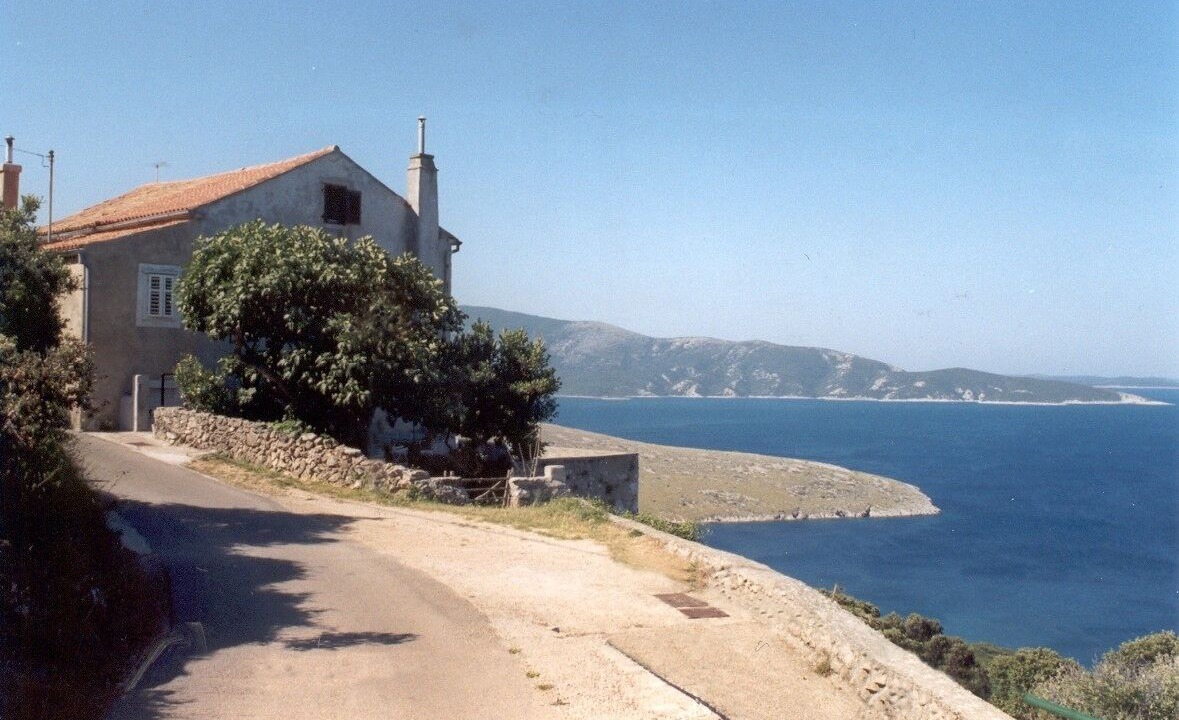 Photo of Outdoor in Ustrine