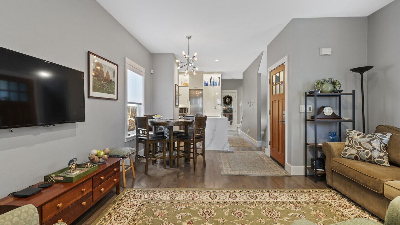 Photo of Livingroom in Richmond