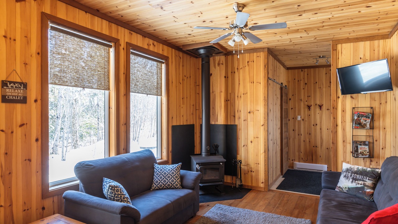 Photo of Livingroom in Riviere-a-Pierre