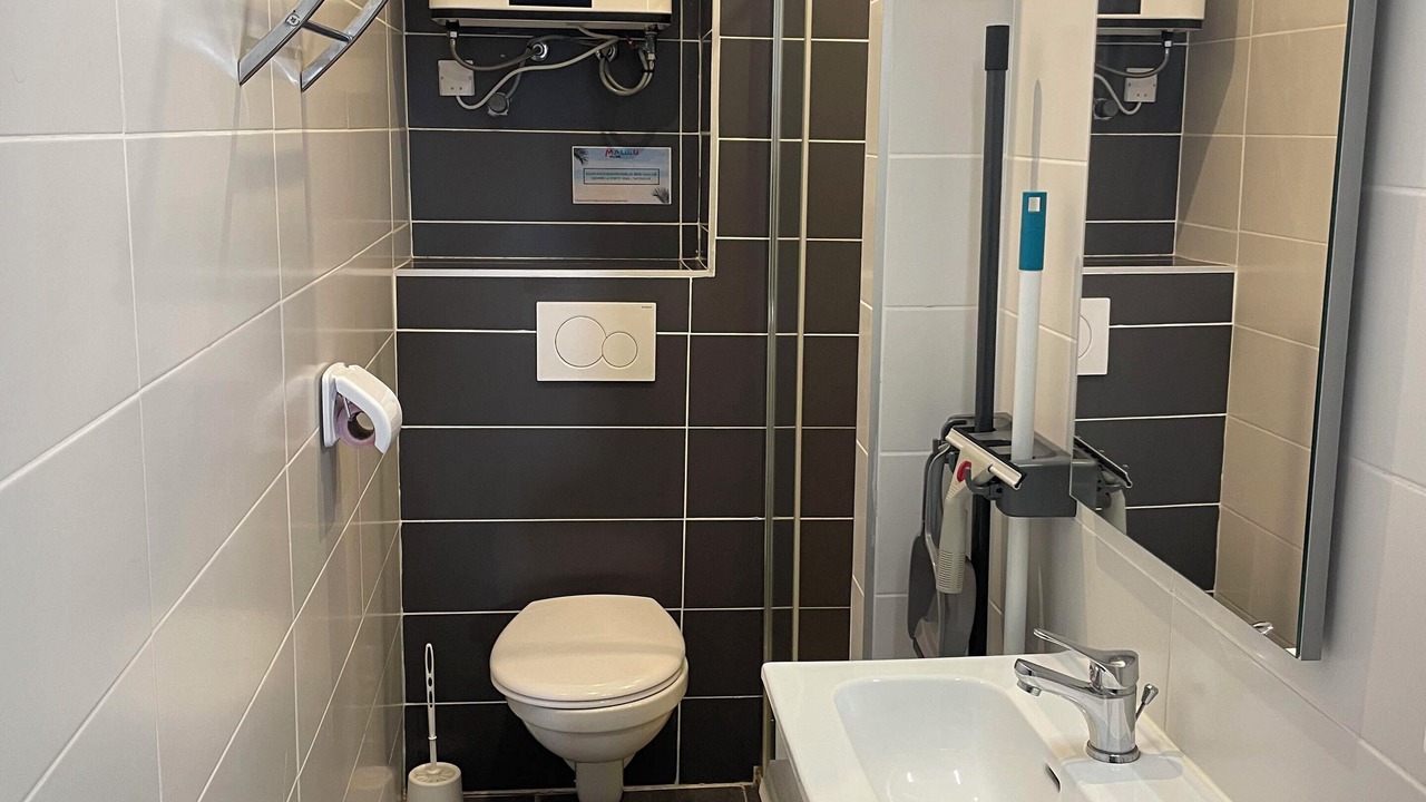 Photo of Bathroom in Les Hauts de Canet