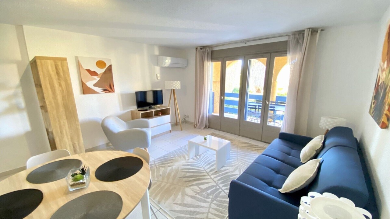 Photo of Livingroom in Les Hauts de Canet