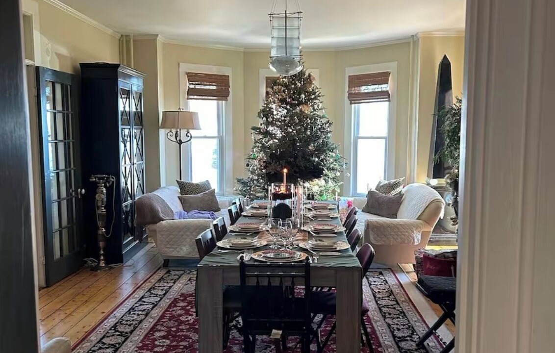 Photo of Others in New London