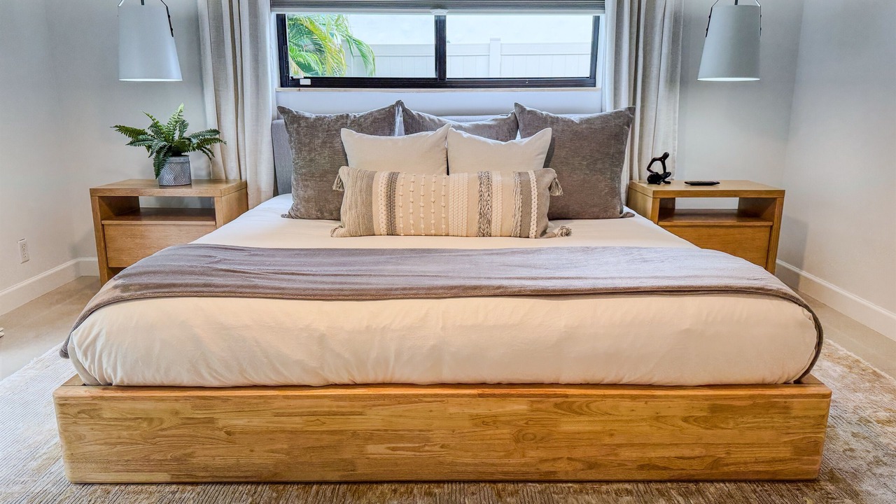 Photo of Bedroom in Coral Shores