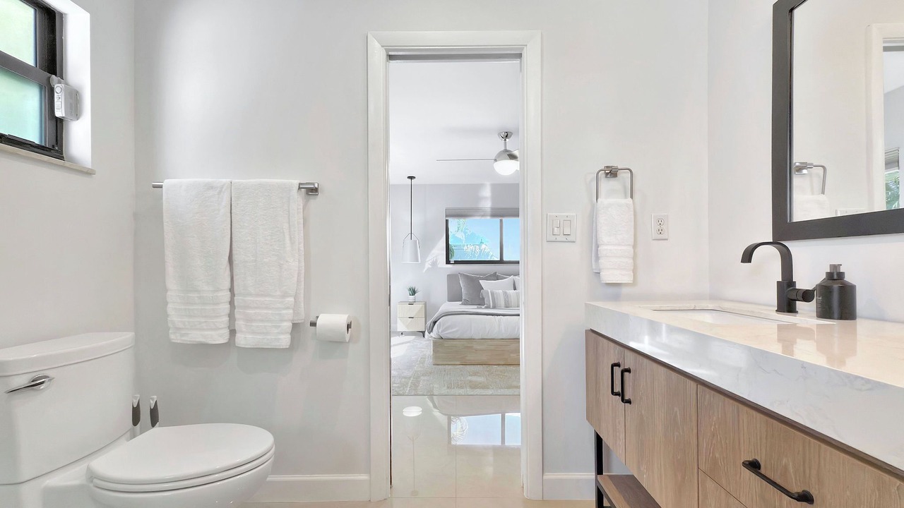 Photo of Bathroom in Coral Shores