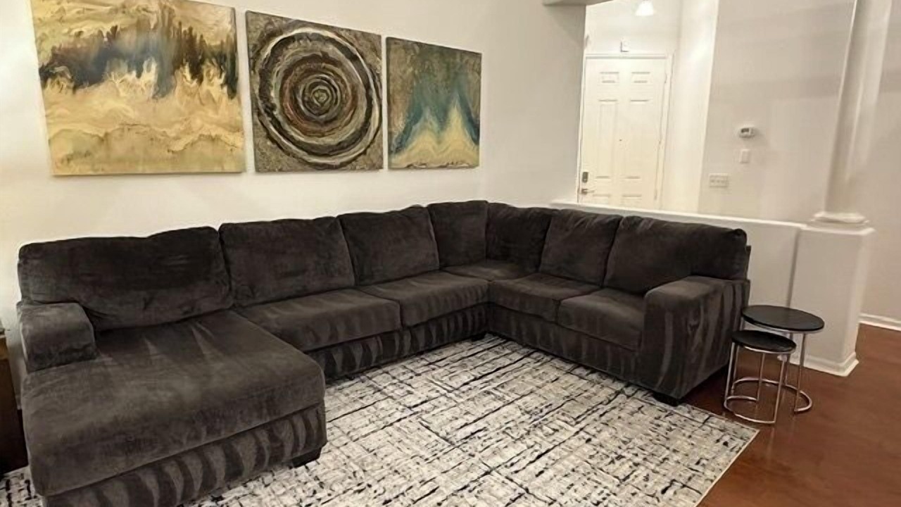 Photo of Livingroom in Tuscan Hills