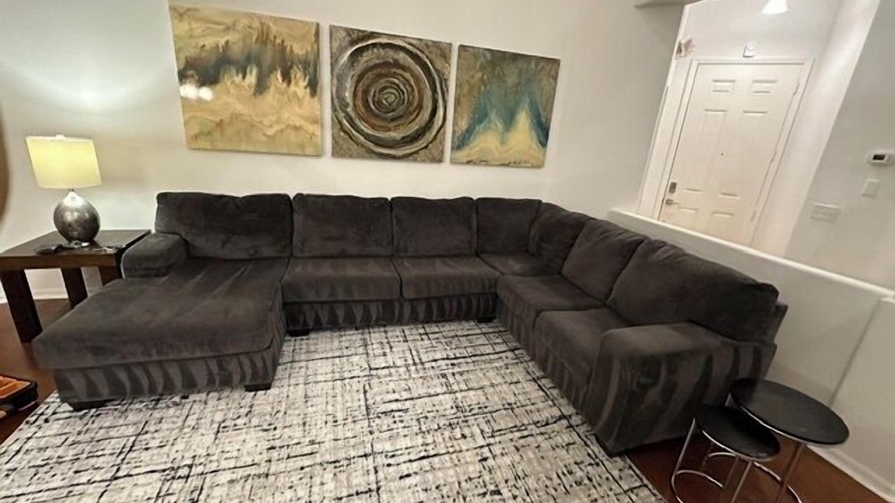 Photo of Livingroom in Tuscan Hills