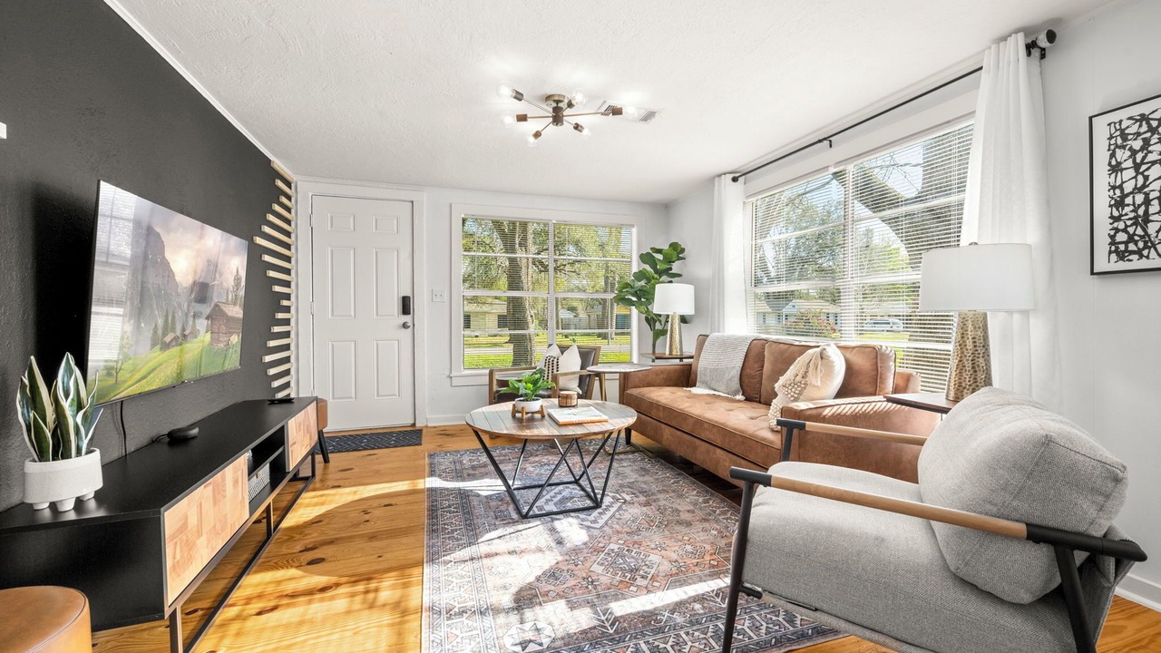 Photo of Livingroom in Tomball