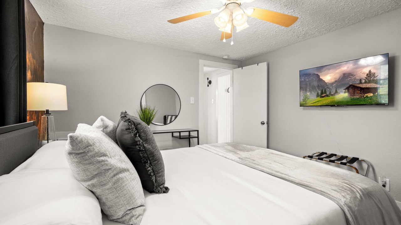 Photo of Bedroom in Tomball