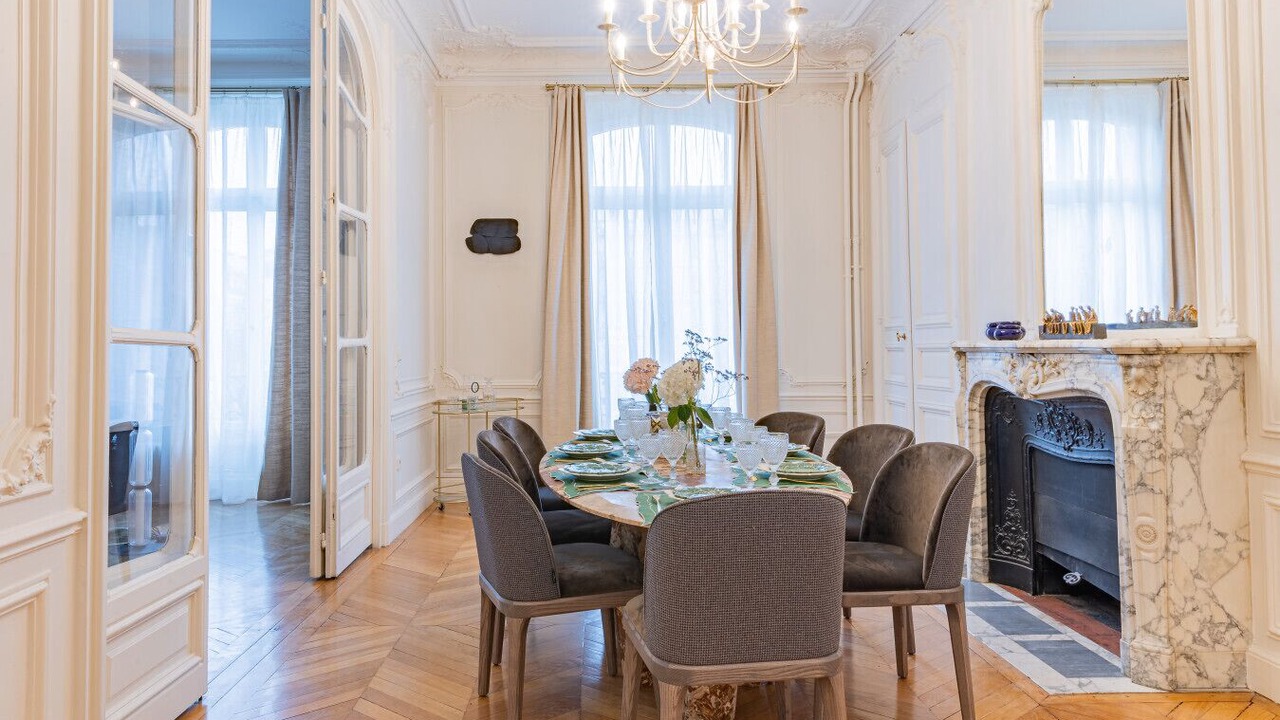 Photo of Others in Porte-Dauphine
