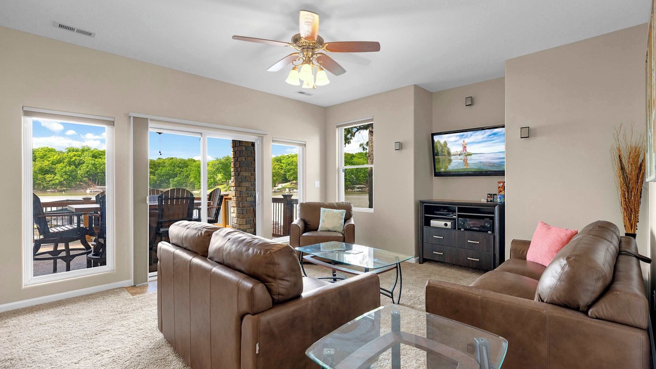 Photo of Bedroom in Sunrise Beach