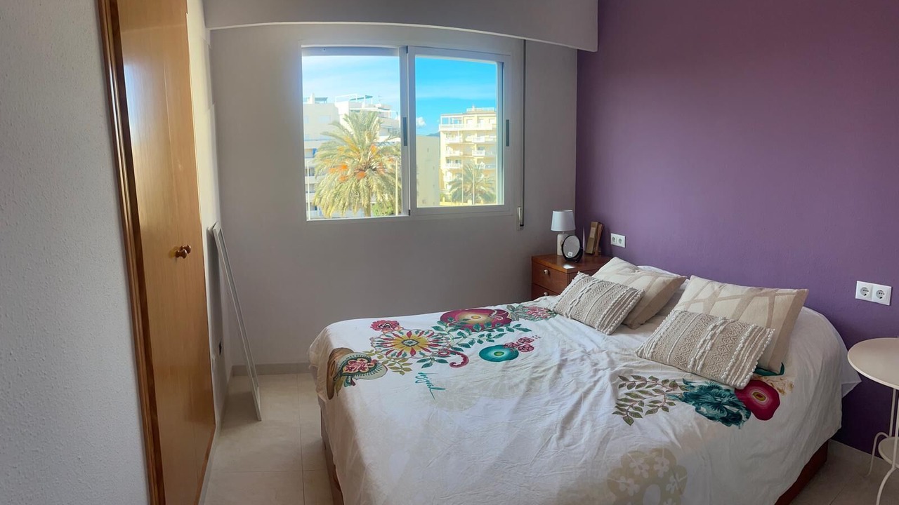 Photo of Bedroom in Piles