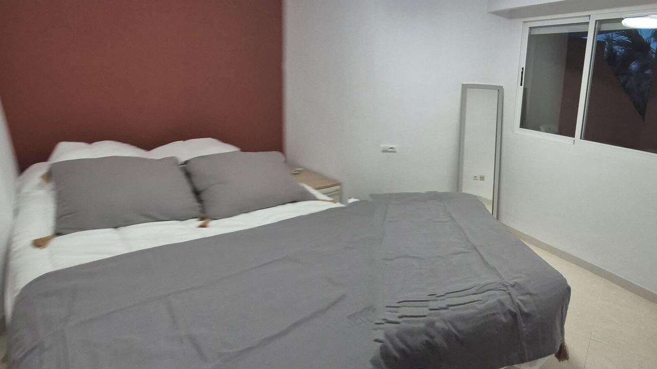 Photo of Bedroom in Piles