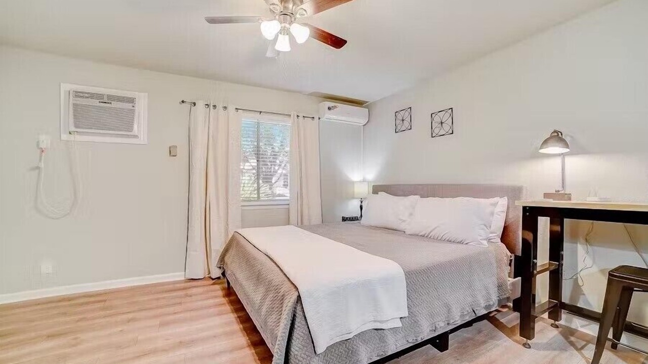 Photo of Bedroom in Pecan Valley