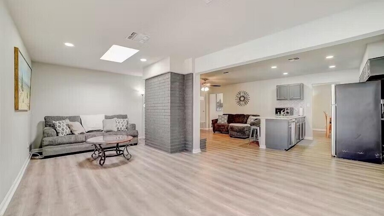 Photo of Livingroom in Pecan Valley