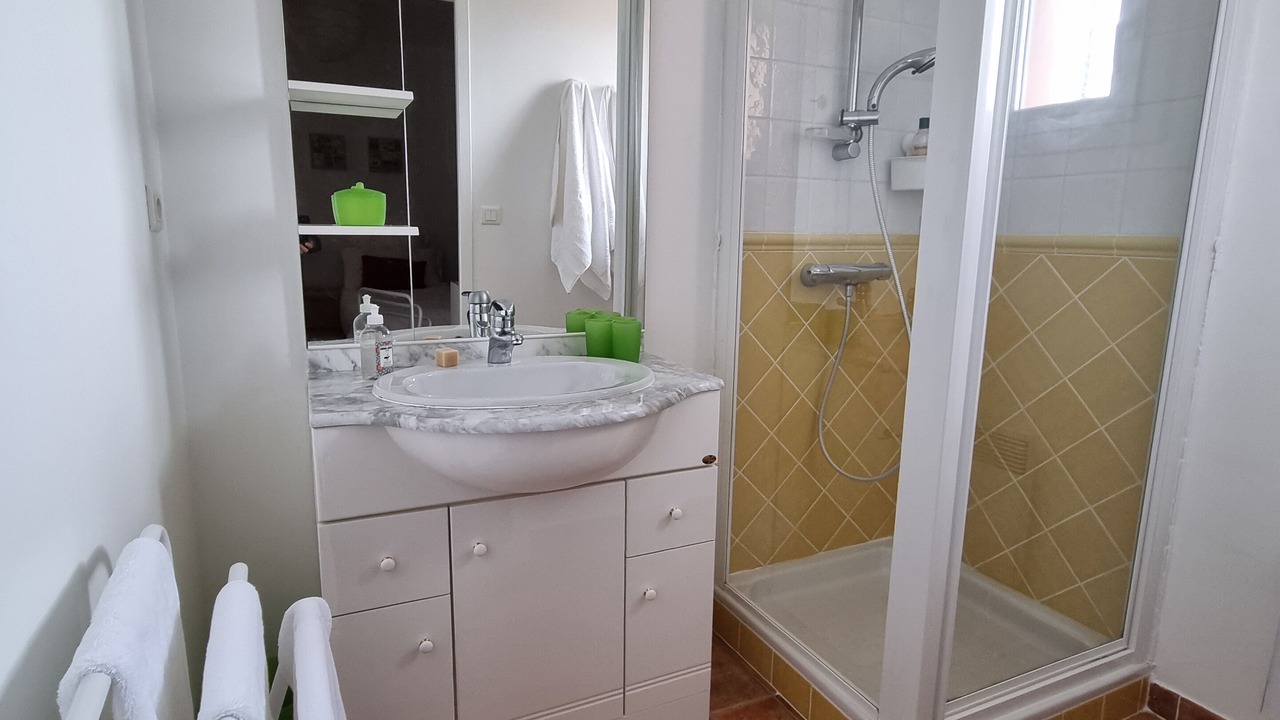 Photo of Bathroom in Faugeres