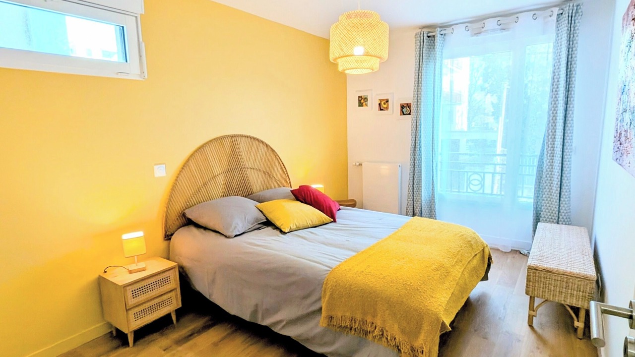 Photo of Bedroom in Le Parc Saint-Maur
