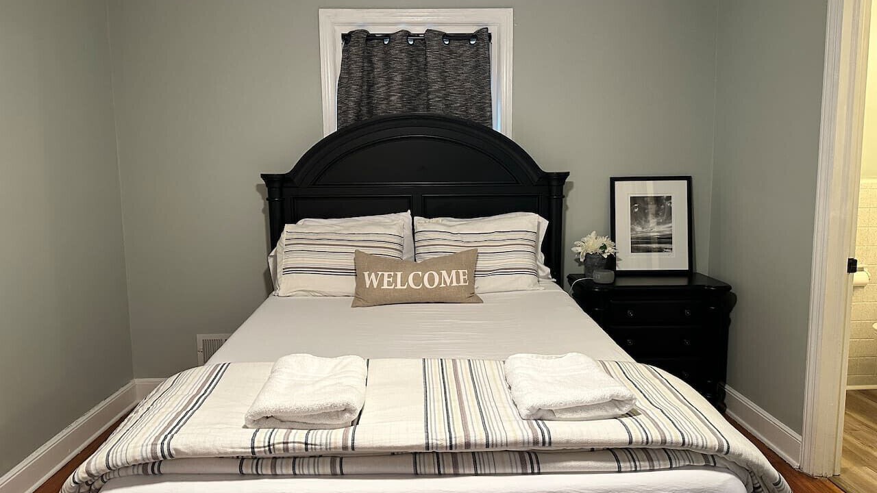 Photo of Bedroom in Rosewood