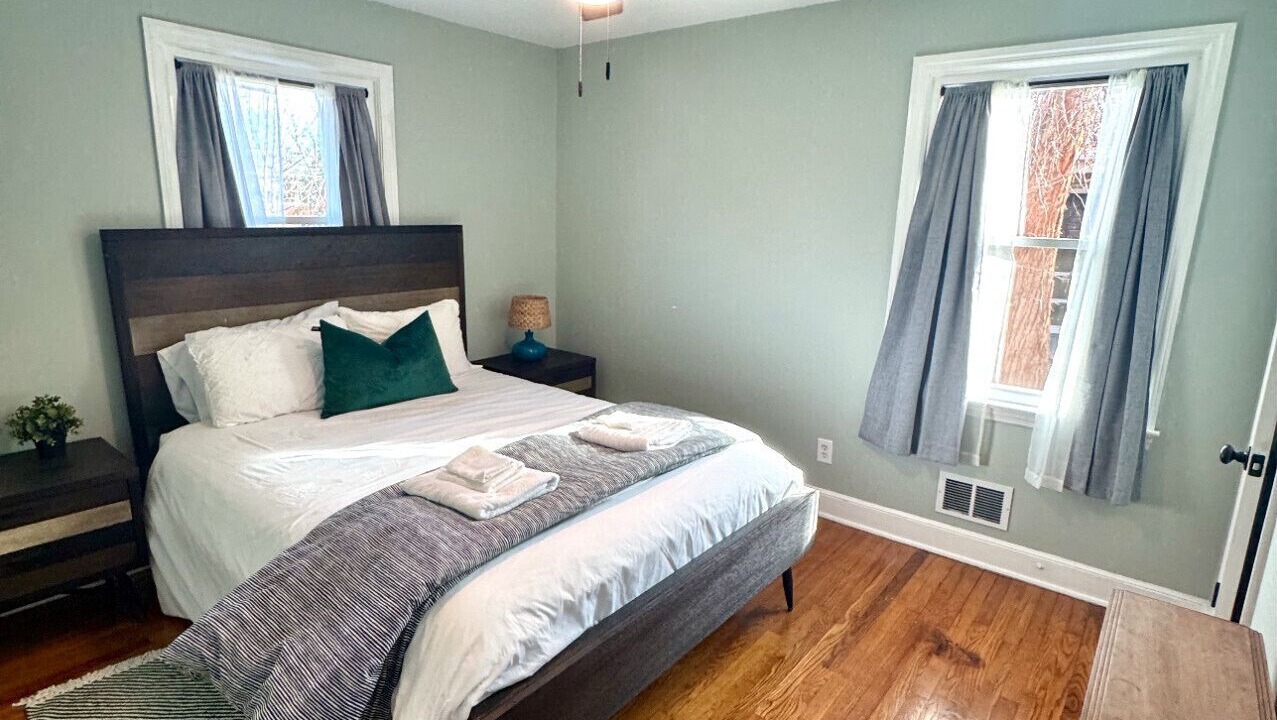 Photo of Bedroom in Rosewood