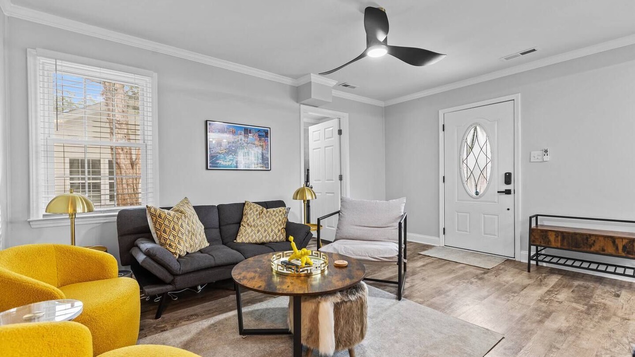 Photo of Bedroom in Downtown