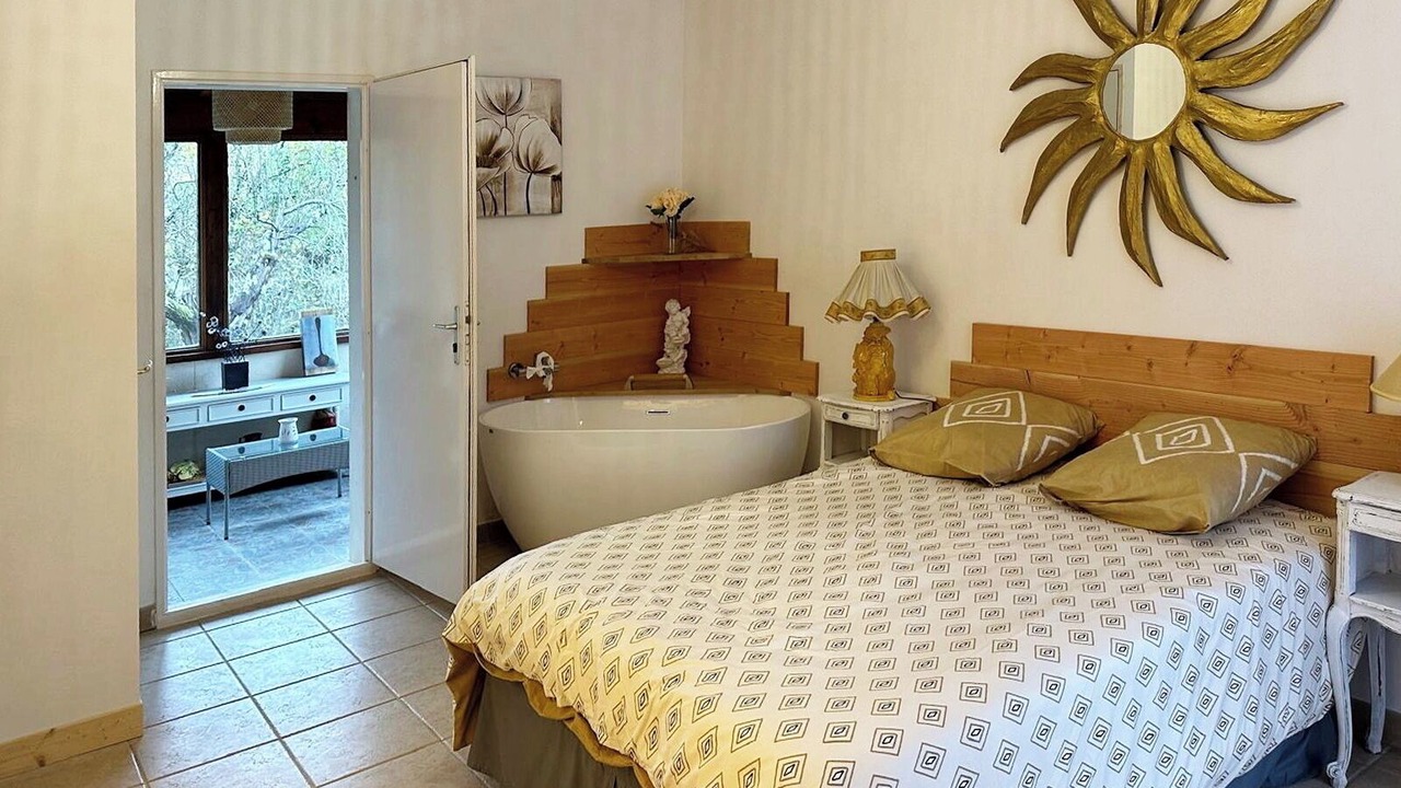 Photo of Bedroom in La Vacquerie-et-Saint-Martin-de-Castries