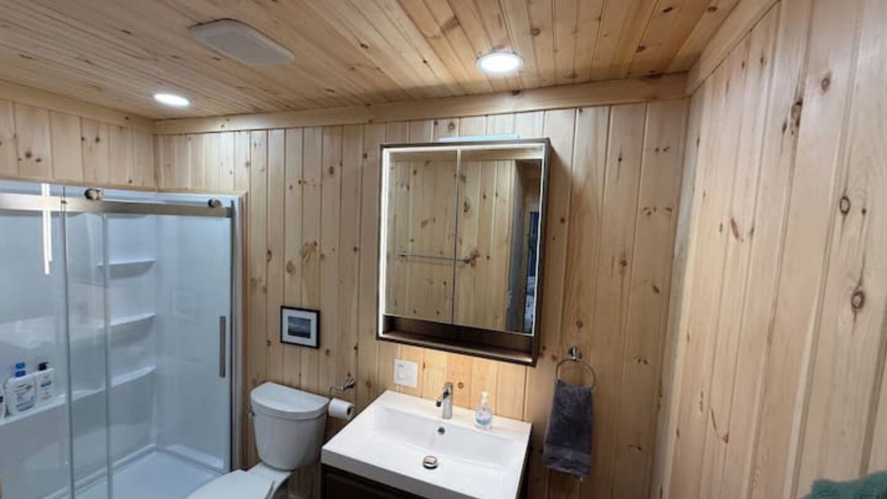 Photo of Bathroom in Jay